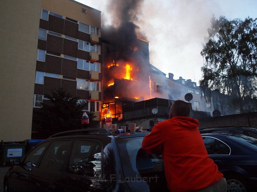 Feuer 3 Koeln Vingst Burgstr P137.JPG
